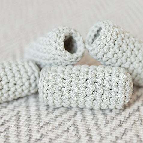 Light_Gray_Crochet_Chair_Socks