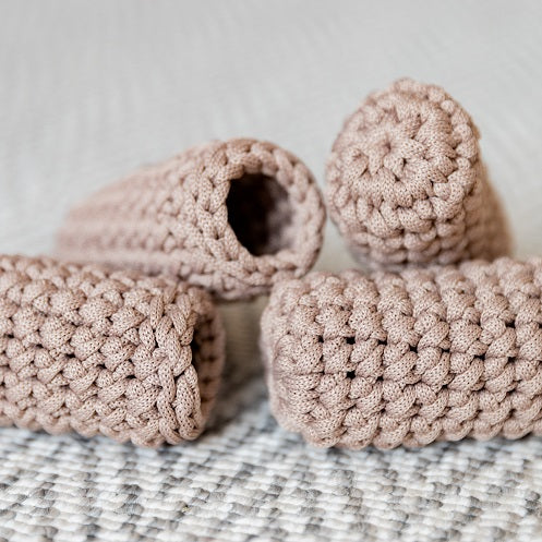 Sand_Crochet_Chair_Socks
